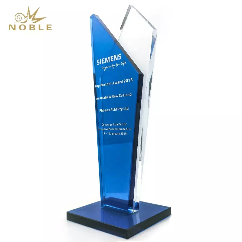 Custom Blue Crystal Top Partner Award As Business Souivenir Gift Buy