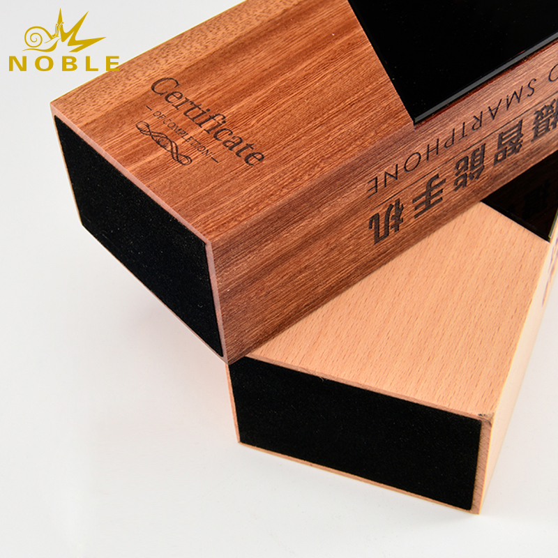 Noble New Design Free Engraving Wooden Award Trophy - Buy Wooden Award ...